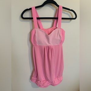 LULULEMON | Run back on track tank top size 6